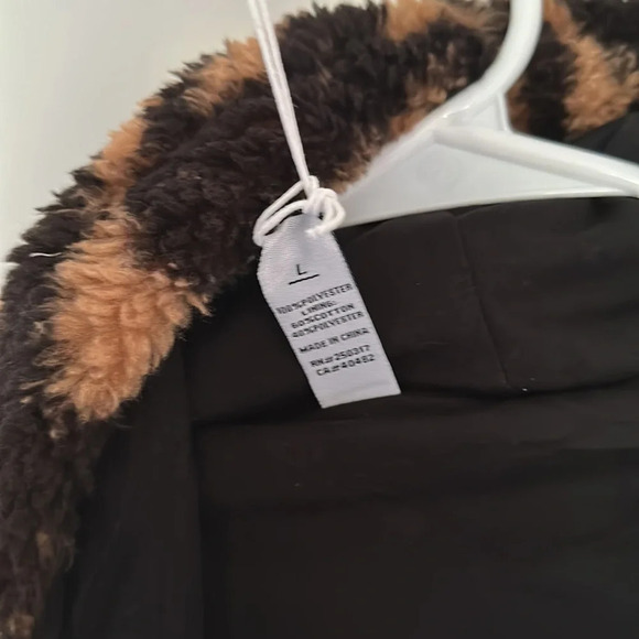 VARLEY Montalavo Fleece Jacket Hooded NWT L - Picture 3 of 5